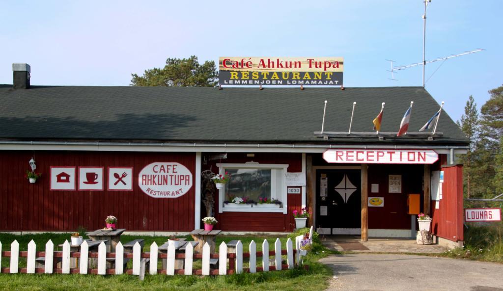 Ahkun Tupa Villa Lemmenjoki Exterior photo